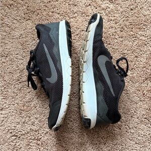 Nike Black and Gray Running Shoes